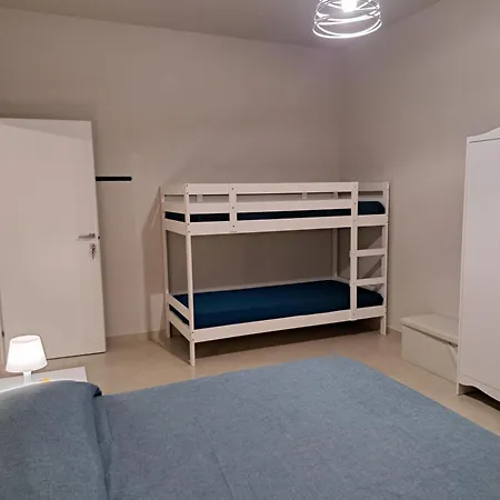 La Casa Di Titty Διαμέρισμα Ρέτζιο ντι Καλάμπρια